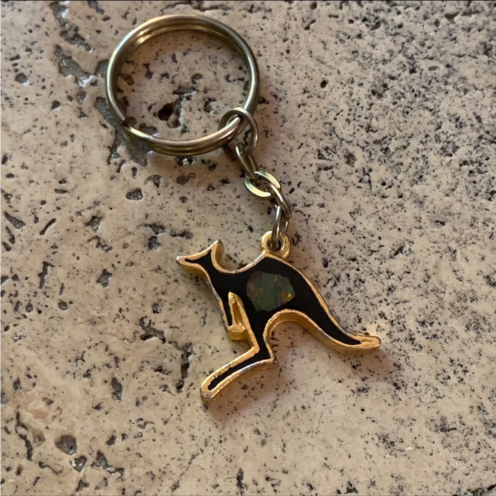 Vintage Y2K Australia Genuine Opal Kangaroo Keychain Gold Black